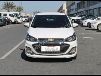 شفروليه  سبارك  2019  اوتوماتيك  148,000 كم  4 سلندر  سحب امامي  هاتشباك  أبيض