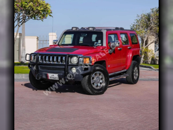 Hummer  H3  2005  Automatic  174,000 Km  5 Cylinder  Four Wheel Drive (4WD)  SUV  Red