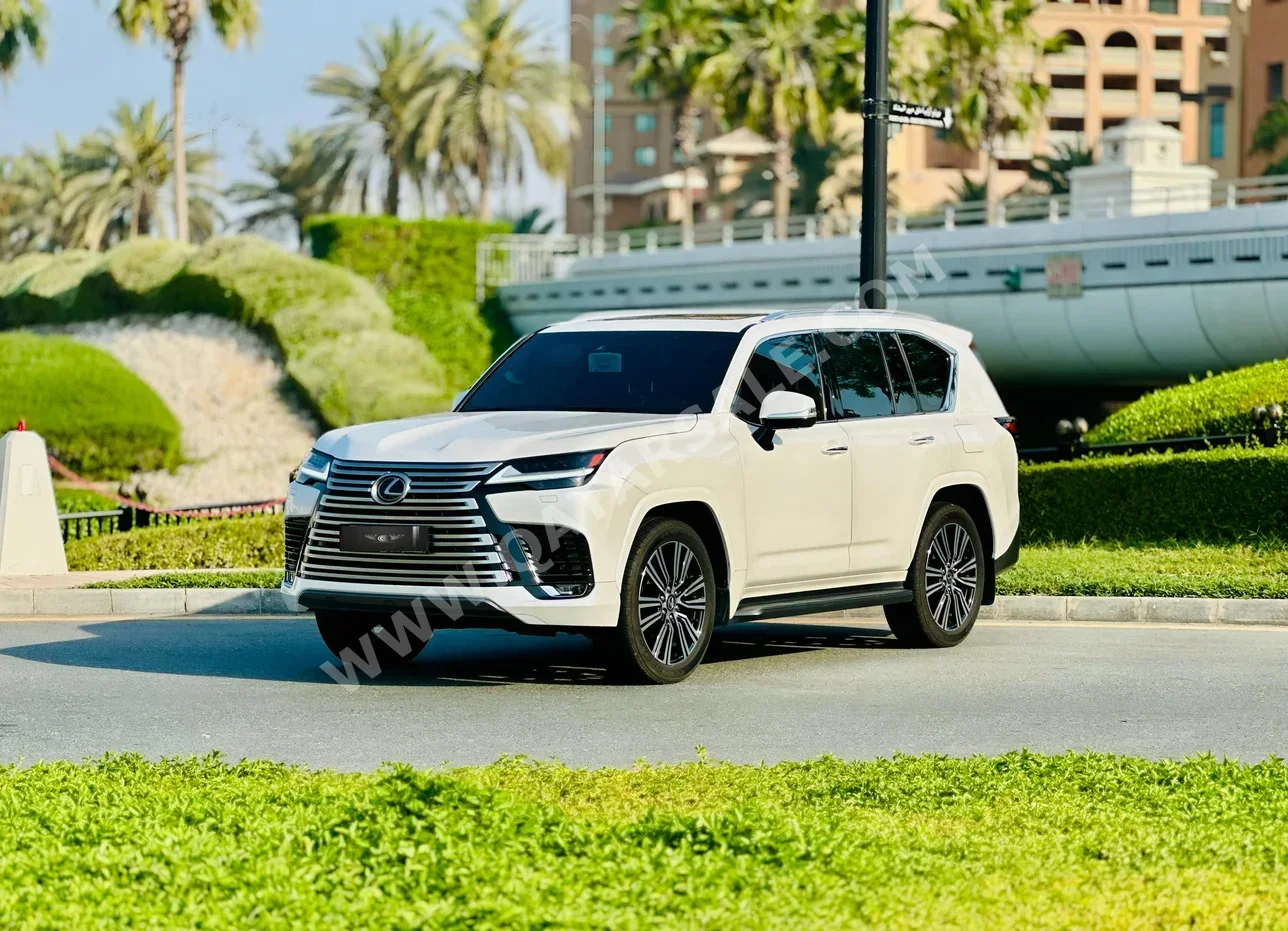 Lexus  LX  600 Luxury  2024  Automatic  4,000 Km  6 Cylinder  Four Wheel Drive (4WD)  SUV  White  With Warranty