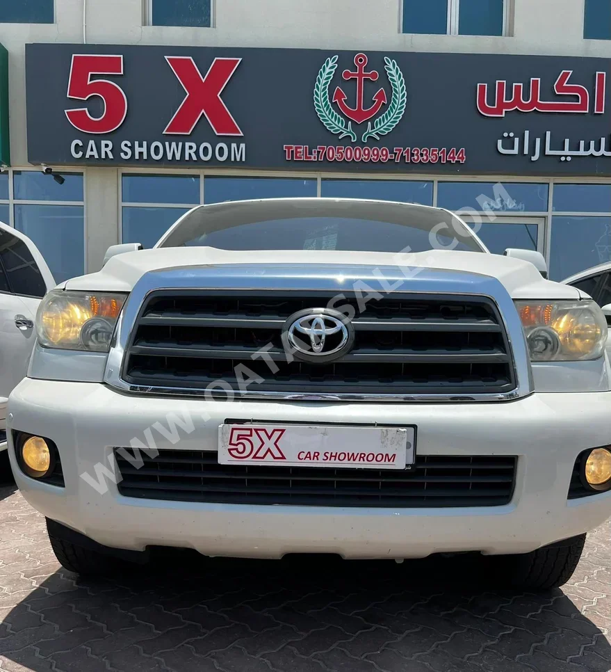 تويوتا  سكويا  اس ار 5  2016  اوتوماتيك  320,000 كم  8 سلندر  دفع رباعي  اس يو في  أبيض