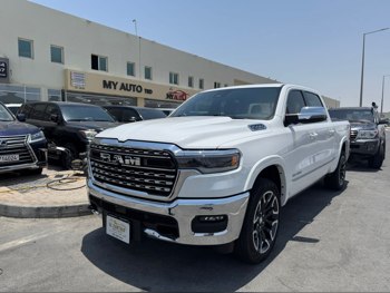 دودج  رام  لميتد  2025  اوتوماتيك  1,000 كم  6 سلندر  دفع رباعي  بيكب  أبيض  تحت الضمان