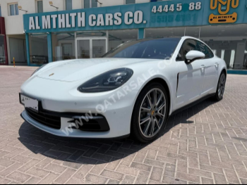 Porsche  Panamera  2018  Automatic  109,000 Km  6 Cylinder  Rear Wheel Drive (RWD)  Sedan  White