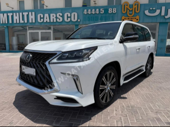 Lexus  LX  570 S  2016  Automatic  146,000 Km  8 Cylinder  Four Wheel Drive (4WD)  SUV  White