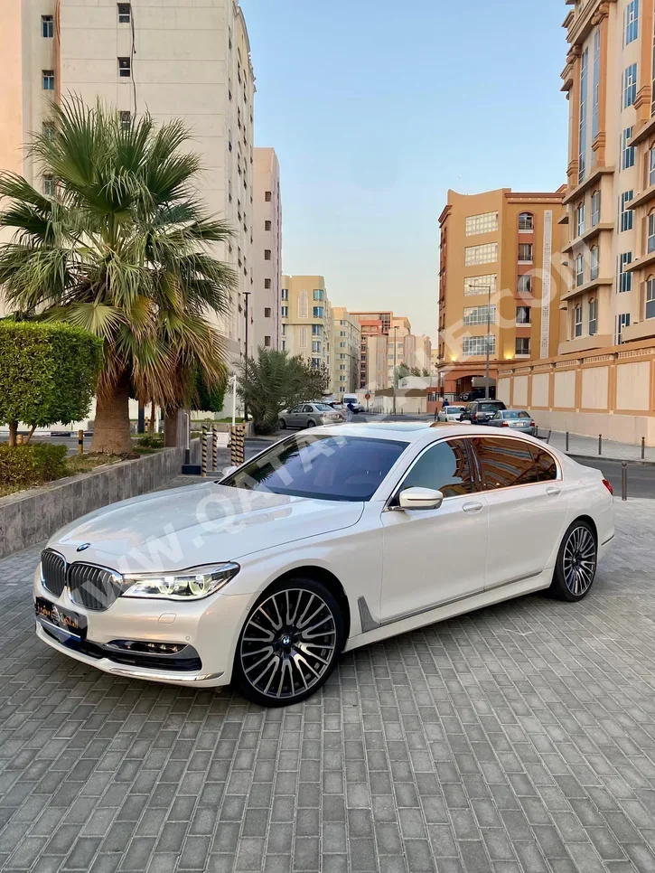 BMW  7-Series  750 Li  2016  Automatic  24,000 Km  8 Cylinder  Four Wheel Drive (4WD)  Sedan  White