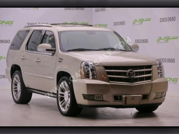 Cadillac  Escalade  Sport  2013  Automatic  152,000 Km  8 Cylinder  Four Wheel Drive (4WD)  SUV  Gold