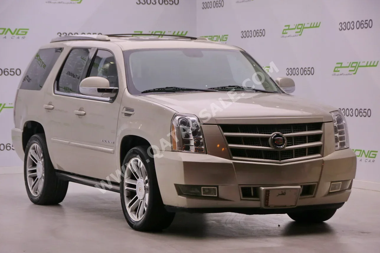 Cadillac  Escalade  Sport  2013  Automatic  152,000 Km  8 Cylinder  Four Wheel Drive (4WD)  SUV  Gold