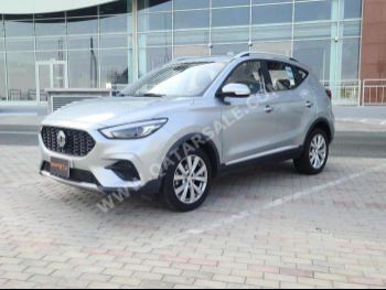 MG  Zs  2023  Automatic  35,000 Km  4 Cylinder  Front Wheel Drive (FWD)  SUV  Silver  With Warranty