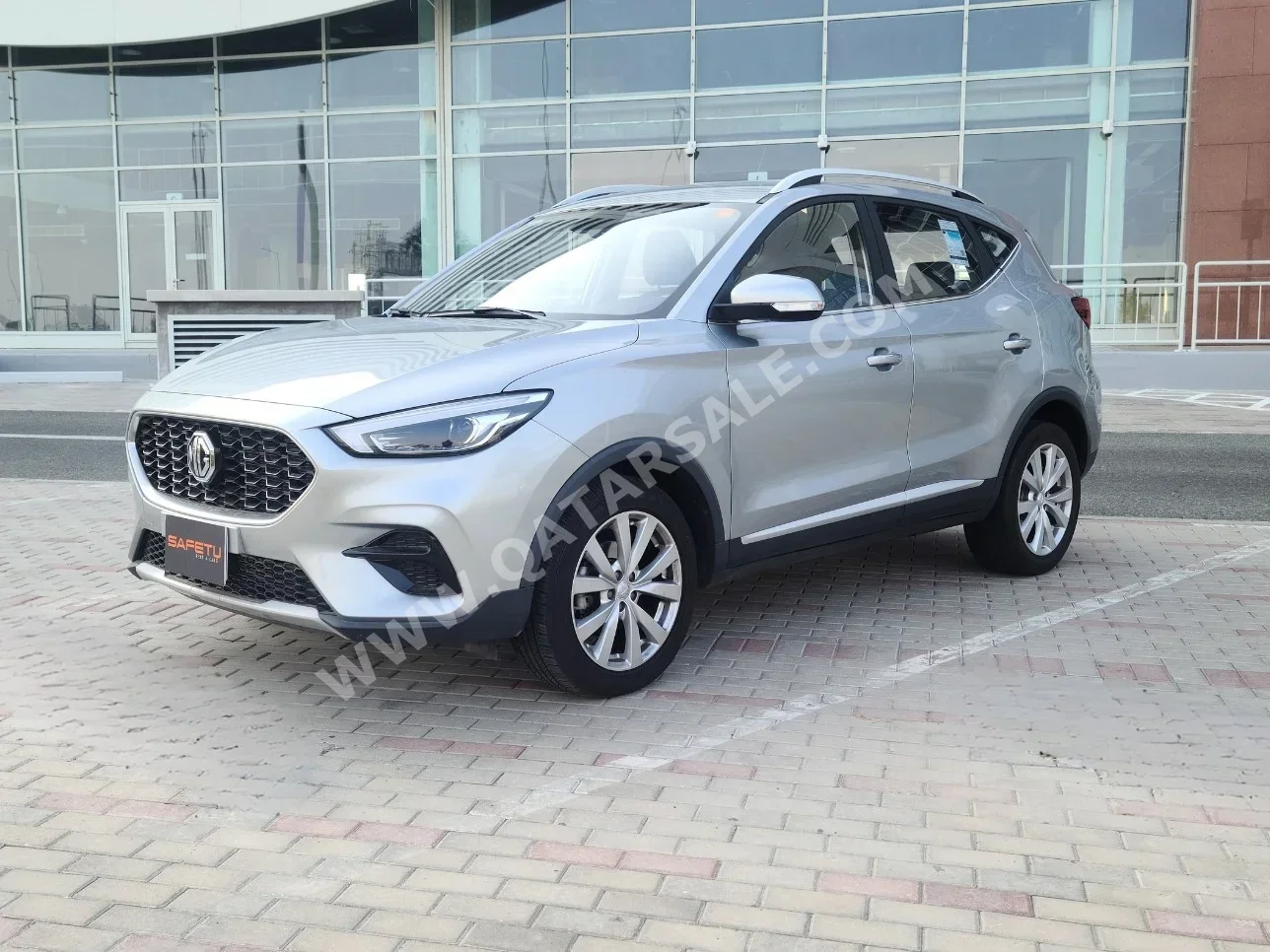 MG  Zs  2023  Automatic  35,000 Km  4 Cylinder  Front Wheel Drive (FWD)  SUV  Silver  With Warranty