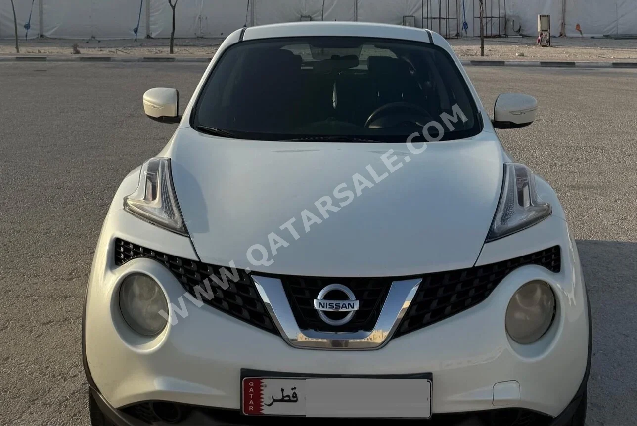 Nissan  Juke  2016  Automatic  197,888 Km  4 Cylinder  Front Wheel Drive (FWD)  SUV  White  With Warranty