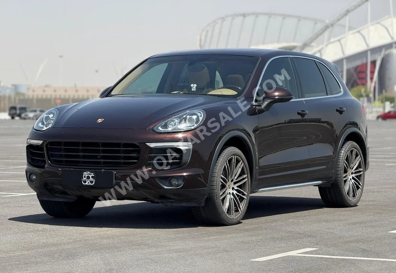 Porsche  Cayenne  S  2015  Automatic  127,000 Km  8 Cylinder  Four Wheel Drive (4WD)  SUV  Brown