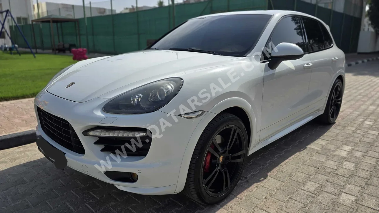 Porsche  Cayenne  GTS  2013  Automatic  117,000 Km  8 Cylinder  Four Wheel Drive (4WD)  SUV  White