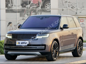 Land Rover  Range Rover  Vogue First Edition  2022  Automatic  48,000 Km  8 Cylinder  Four Wheel Drive (4WD)  SUV  Gray  With Warranty
