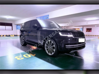 Land Rover  Range Rover  Vogue SE  2025  Automatic  50 Km  6 Cylinder  Four Wheel Drive (4WD)  SUV  Black  With Warranty