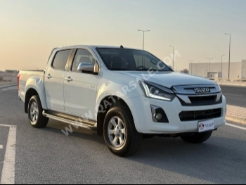 Isuzu  D-Max  2020  Automatic  233,000 Km  4 Cylinder  Front Wheel Drive (FWD)  Pick Up  White