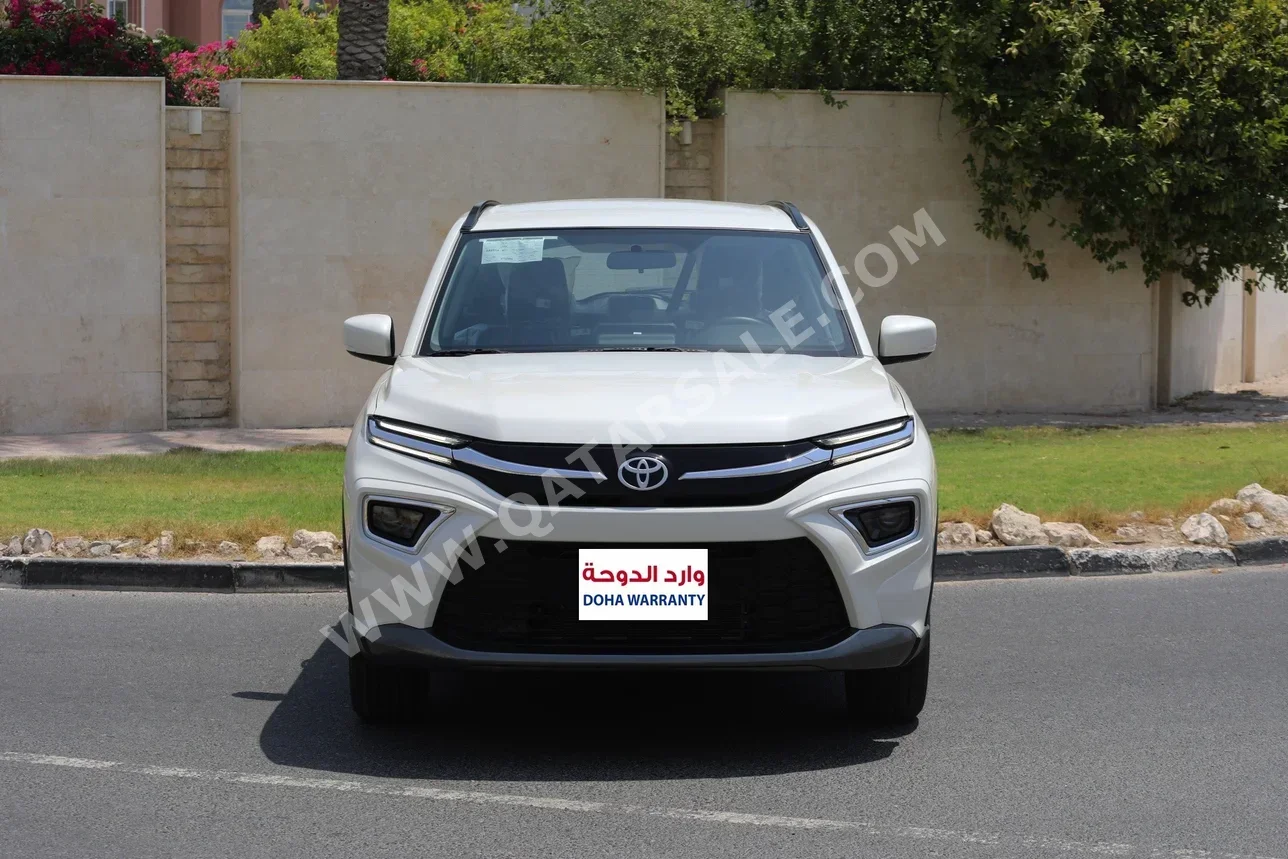 Toyota  Urban Cruiser  2025  Automatic  0 Km  4 Cylinder  Front Wheel Drive (FWD)  SUV  White  With Warranty