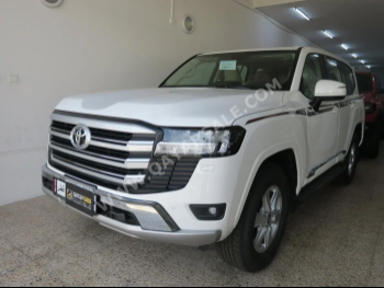 Toyota  Land Cruiser  GXR  2025  Automatic  0 Km  6 Cylinder  Four Wheel Drive (4WD)  SUV  White  With Warranty