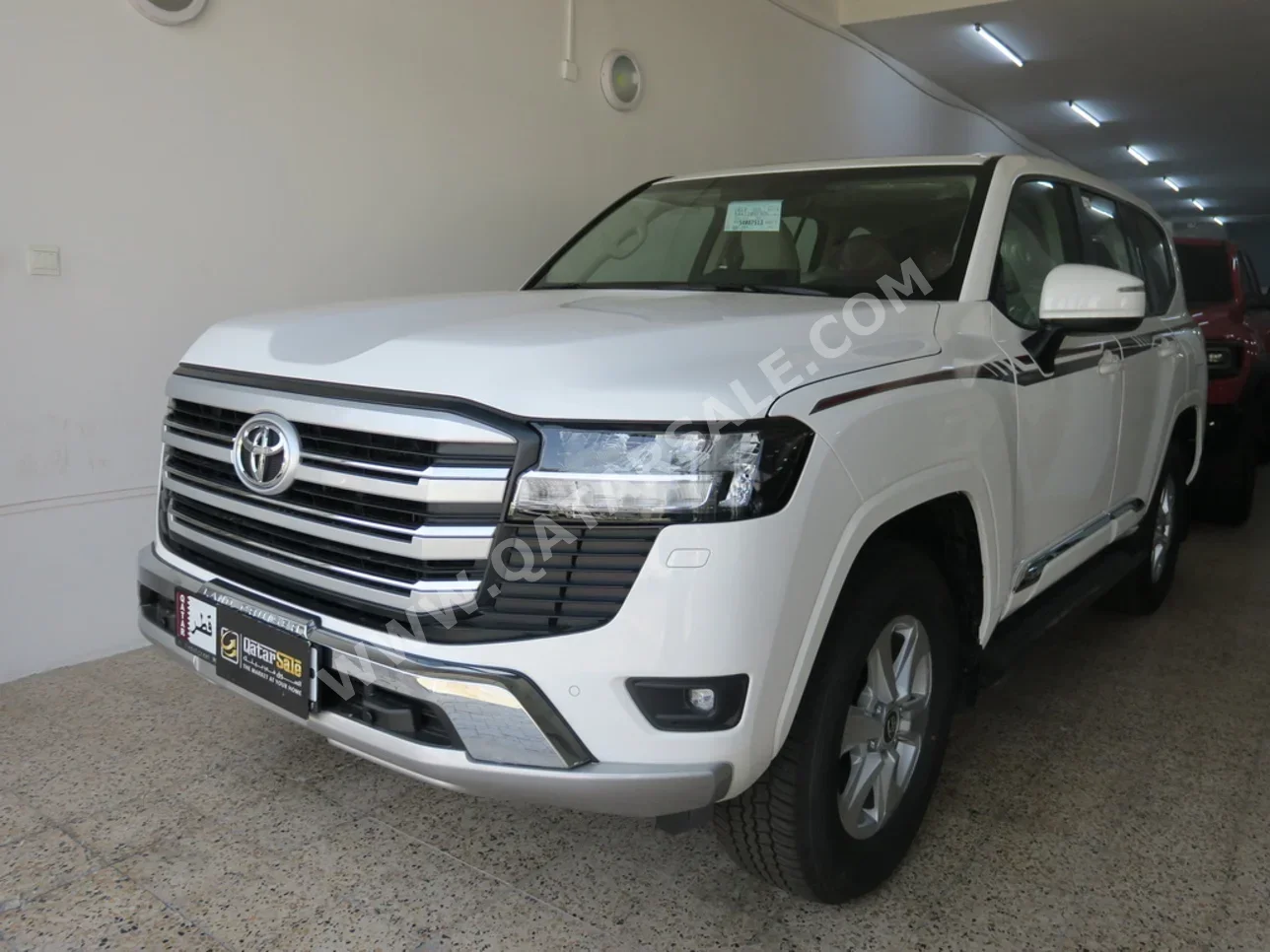 Toyota  Land Cruiser  GXR  2025  Automatic  0 Km  6 Cylinder  Four Wheel Drive (4WD)  SUV  White  With Warranty