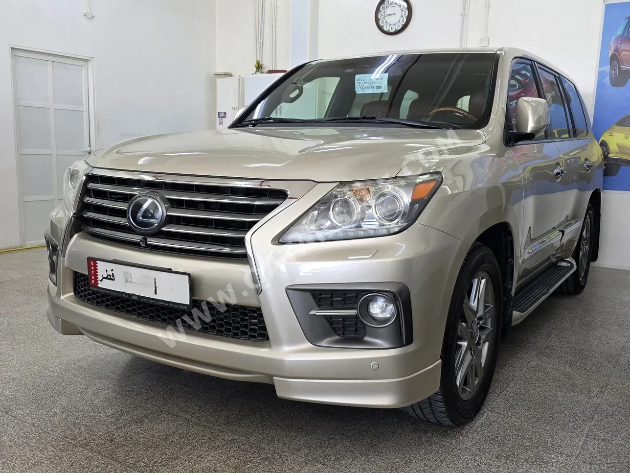 Lexus  LX  570  2015  Automatic  234,000 Km  8 Cylinder  Four Wheel Drive (4WD)  SUV  Gold