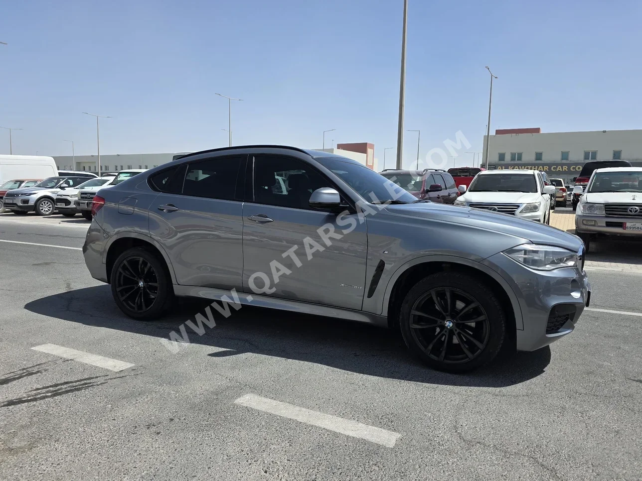 BMW  X-Series  X6  2019  Automatic  118,000 Km  6 Cylinder  Four Wheel Drive (4WD)  SUV  Gray