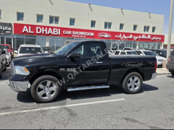 Dodge  Ram  1500  2017  Automatic  245,000 Km  8 Cylinder  Four Wheel Drive (4WD)  Pick Up  Black