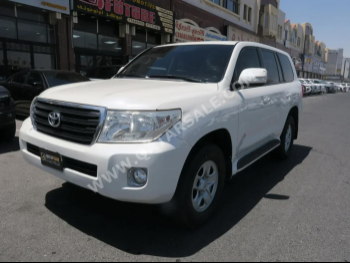 Toyota  Land Cruiser  G  2014  Automatic  350,000 Km  6 Cylinder  Four Wheel Drive (4WD)  SUV  White