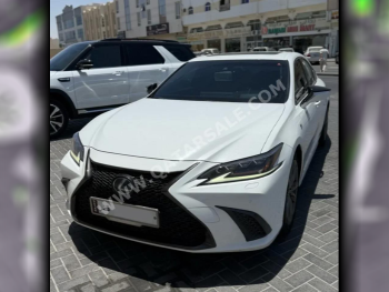 Lexus  IS  350 F Sport  2020  Automatic  130,000 Km  6 Cylinder  Front Wheel Drive (FWD)  Sedan  White  With Warranty