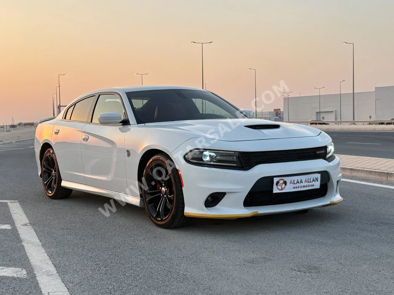 Dodge  Charger  SRT  2020  Automatic  123,000 Km  8 Cylinder  Rear Wheel Drive (RWD)  Sedan  White