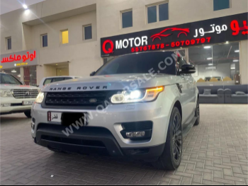 لاند روفر  رنج روفر  سبورت سوبر تشارج  2015  اوتوماتيك  213,000 كم  8 سلندر  دفع رباعي  اس يو في  فضي