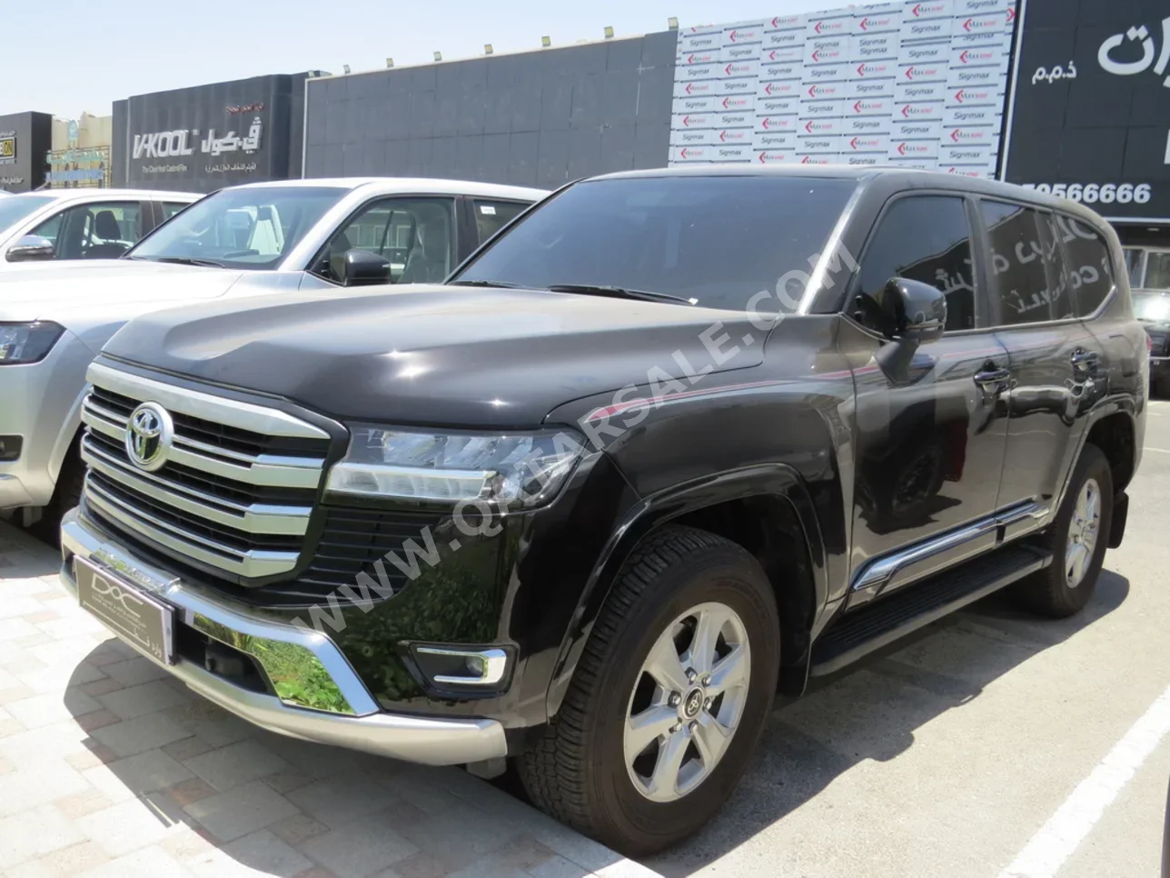 Toyota  Land Cruiser  GXR  2024  Automatic  19,000 Km  6 Cylinder  Four Wheel Drive (4WD)  SUV  Black  With Warranty
