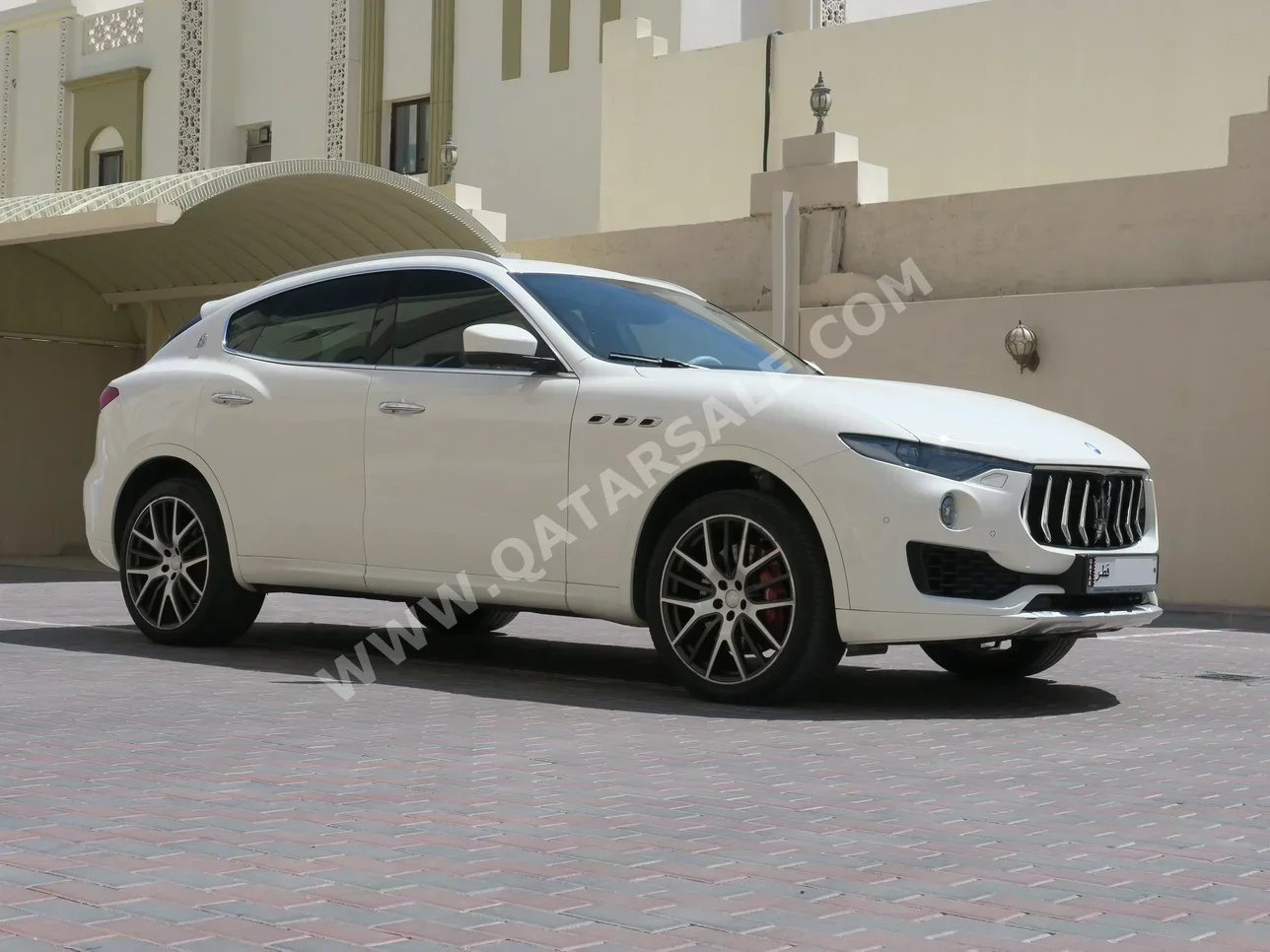 Maserati  Levante  S  2017  Automatic  58,000 Km  6 Cylinder  All Wheel Drive (AWD)  SUV  White