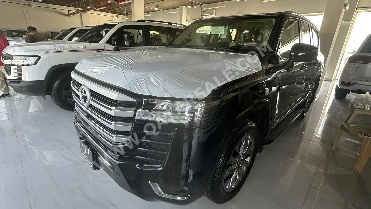 Toyota  Land Cruiser  GXR Twin Turbo  2024  Automatic  0 Km  6 Cylinder  Four Wheel Drive (4WD)  SUV  Black  With Warranty