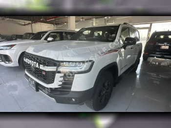 Toyota  Land Cruiser  GR Sport Twin Turbo  2025  Automatic  0 Km  6 Cylinder  Four Wheel Drive (4WD)  SUV  White  With Warranty