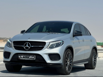 مرسيدس - بنز  جي ال اي  43 AMG  2019  اوتوماتيك  164,000 كم  6 سلندر  دفع رباعي  اس يو في  فضي
