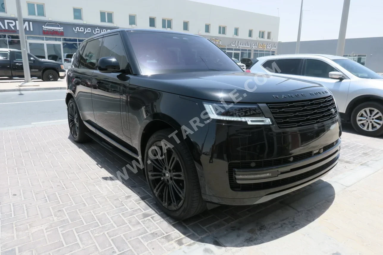 Land Rover  Range Rover  HSE  2023  Automatic  15,000 Km  8 Cylinder  Four Wheel Drive (4WD)  SUV  Black  With Warranty