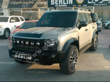 Jetour  T2  Luxury  2025  Automatic  23,000 Km  4 Cylinder  Four Wheel Drive (4WD)  SUV  Silver  With Warranty