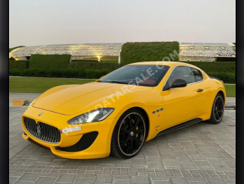 مزاراتي  جرانتوريزمو  ام سي سبورت لاين  2015  اوتوماتيك  97,000 كم  8 سلندر  دفع خلفي  كوبيه \ سبورت  أصفر