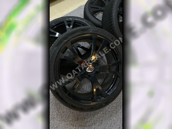 Wheel Rims Porsche  Alloy /  21"  Black  2013  4
