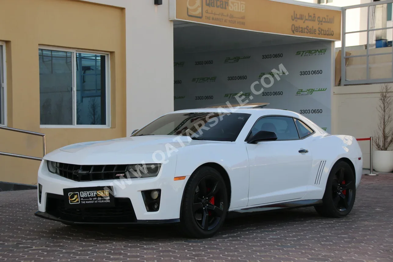 شفروليه  كمارو  اس اس  2010  اوتوماتيك  147,900 كم  8 سلندر  دفع خلفي  كوبيه \ سبورت  أبيض