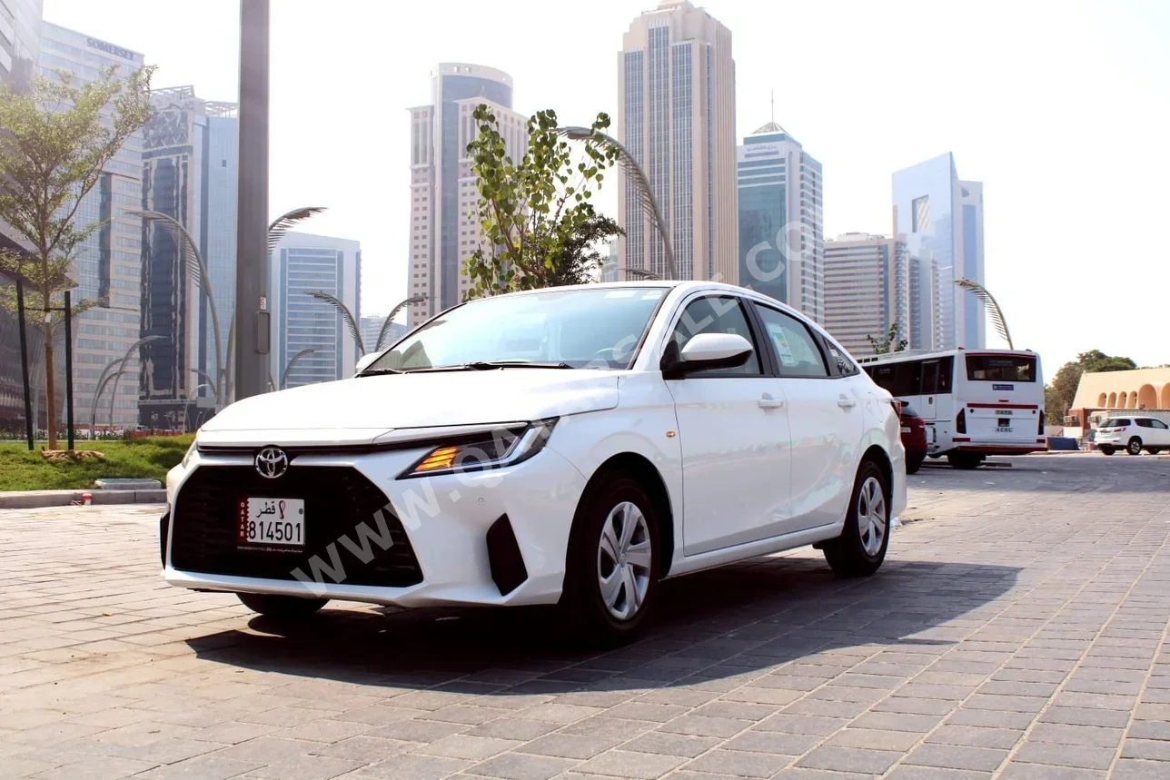 Toyota  Yaris  4 Cylinder  Sedan  White  2024