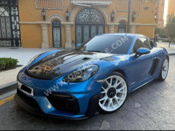 بورش  كايمان  جي تي 4 ار اس  2017  اوتوماتيك  89,000 كم  4 سلندر  دفع خلفي  كوبيه \ سبورت  أسود و أزرق