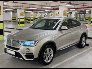 BMW  X-Series  X4  2015  Automatic  200,000 Km  4 Cylinder  Four Wheel Drive (4WD)  SUV  Silver