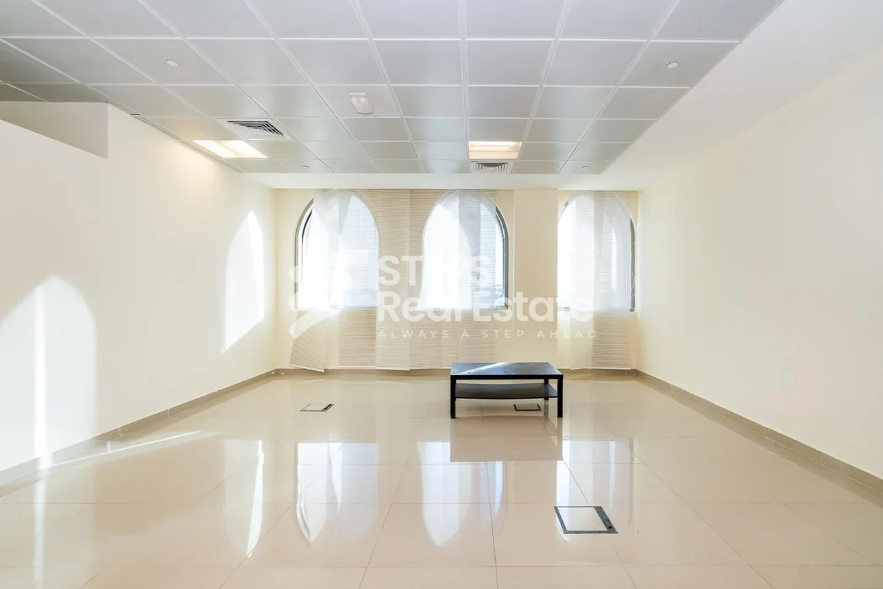 Commercial Offices - Not Furnished  - Doha  - Fereej Al Nasr