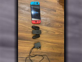 Video Games Consoles - Nintendo  - Nintendo Switch  - 256 GB  -Included Controllers: 2