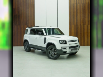 Land Rover  Defender  110 S  2024  Automatic  13,000 Km  4 Cylinder  Four Wheel Drive (4WD)  SUV  White  With Warranty