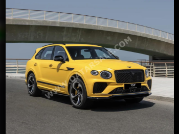 Bentley  Bentayga  S  2024  Automatic  6,000 Km  8 Cylinder  Four Wheel Drive (4WD)  SUV  Yellow  With Warranty