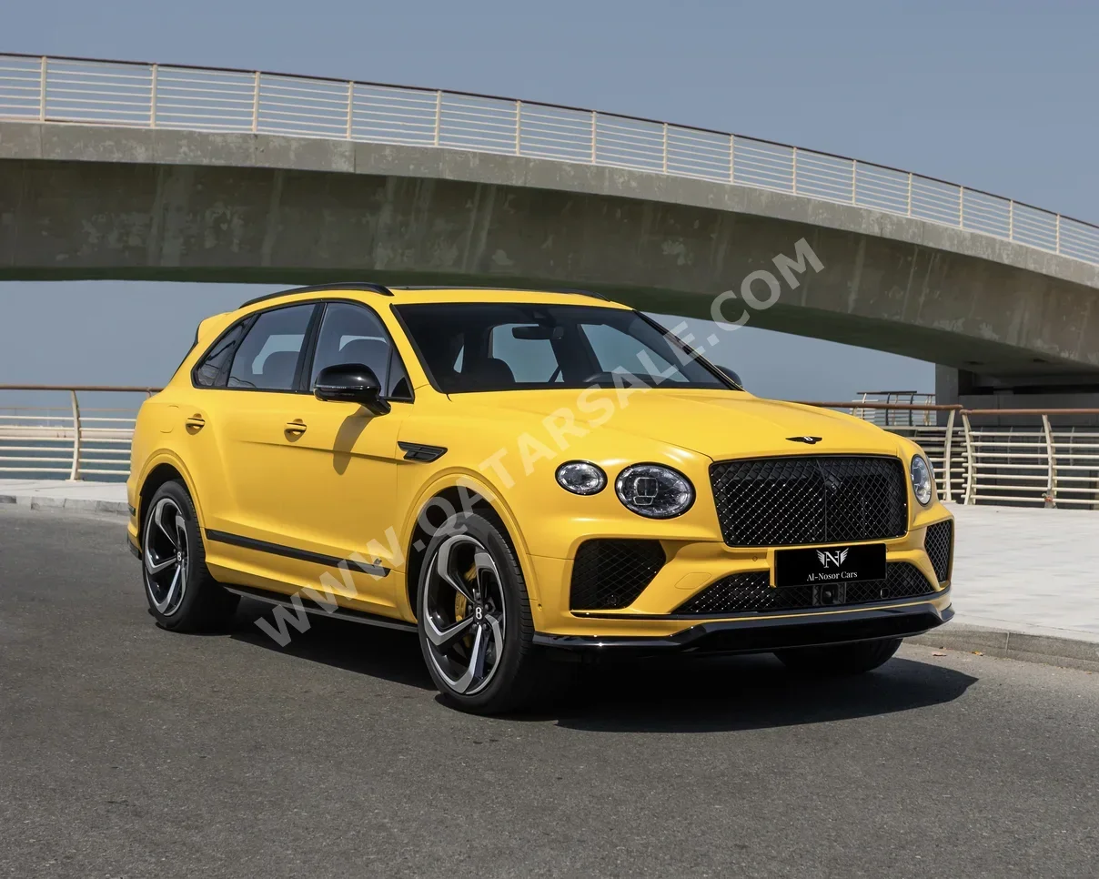 Bentley  Bentayga  S  2024  Automatic  6,000 Km  8 Cylinder  Four Wheel Drive (4WD)  SUV  Yellow  With Warranty