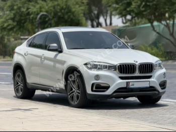 BMW  X-Series  X6  2016  Automatic  112,000 Km  8 Cylinder  Four Wheel Drive (4WD)  SUV  White