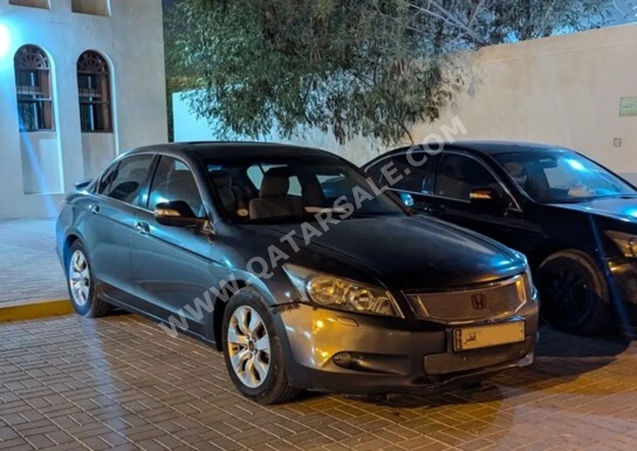 هوندا  اكورد  اي اكس ال  2008  اوتوماتيك  300,000 كم  6 سلندر  دفع رباعي  سيدان  رمادي  تحت الضمان