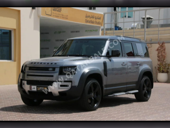 Land Rover  Defender  110 HSE  2022  Automatic  65,000 Km  6 Cylinder  Four Wheel Drive (4WD)  SUV  Gray