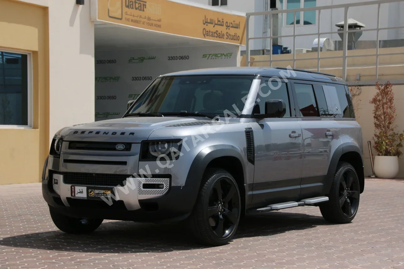 Land Rover  Defender  110 HSE  2022  Automatic  65,000 Km  6 Cylinder  Four Wheel Drive (4WD)  SUV  Gray